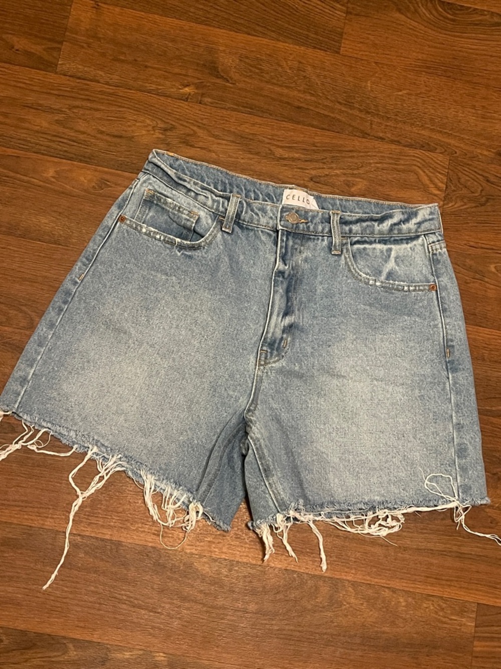 Cello High Rise Mom Shorts Size Large 30